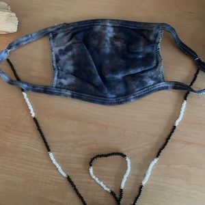 NWT black & blue tie dye mask & mask chain